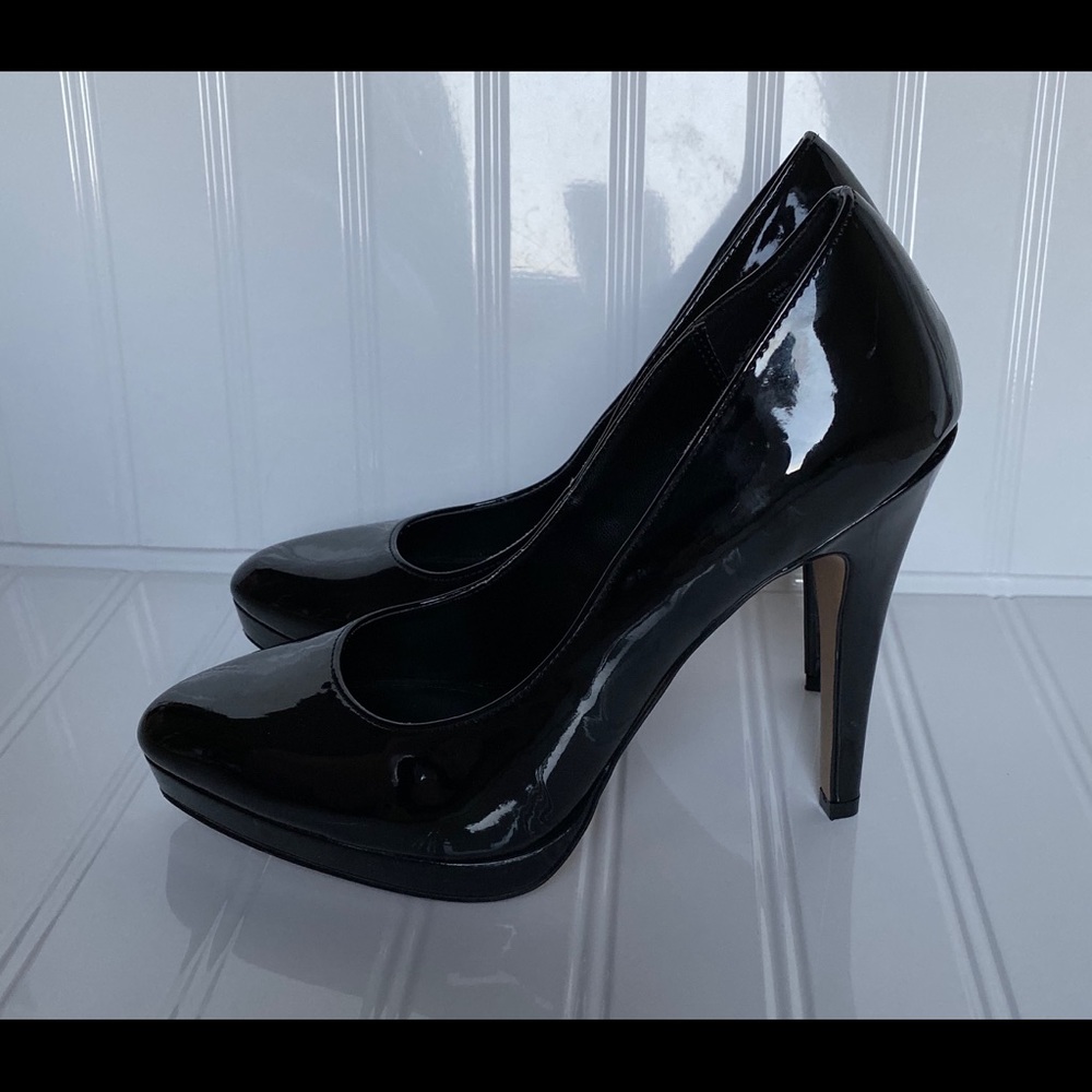 NWOT ELLE Black Patton Stilettos